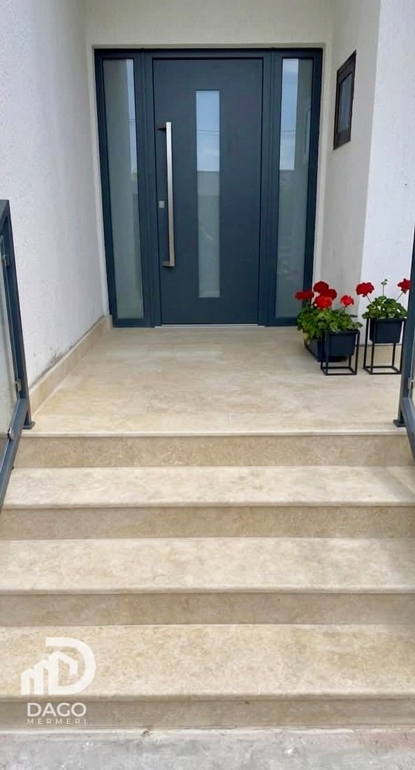 Yellow marble stairs